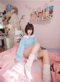 Kagura - No.63 light blue white socks(22)